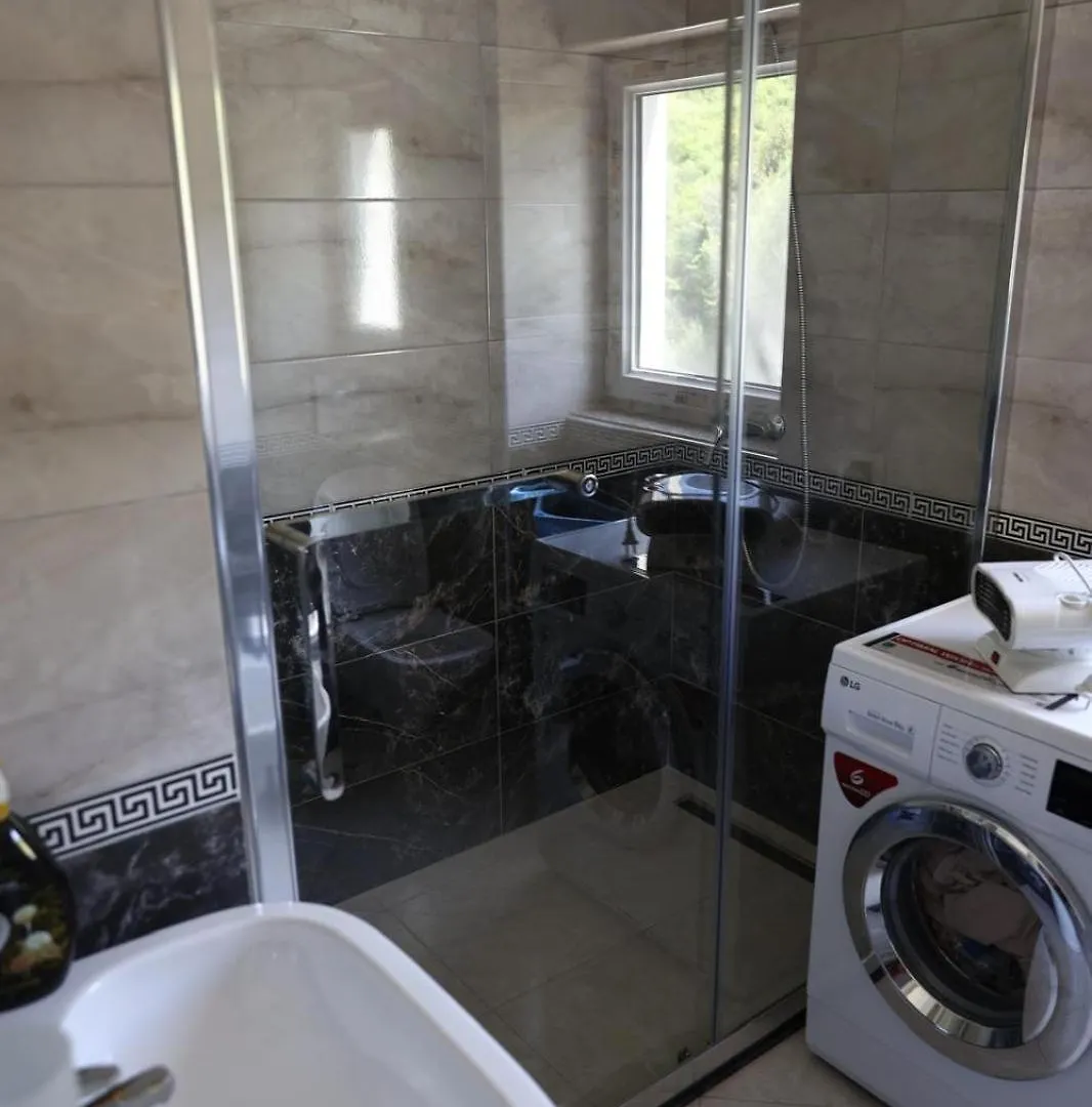 Luxury Villa 2 Km From The Sea Durres Albania