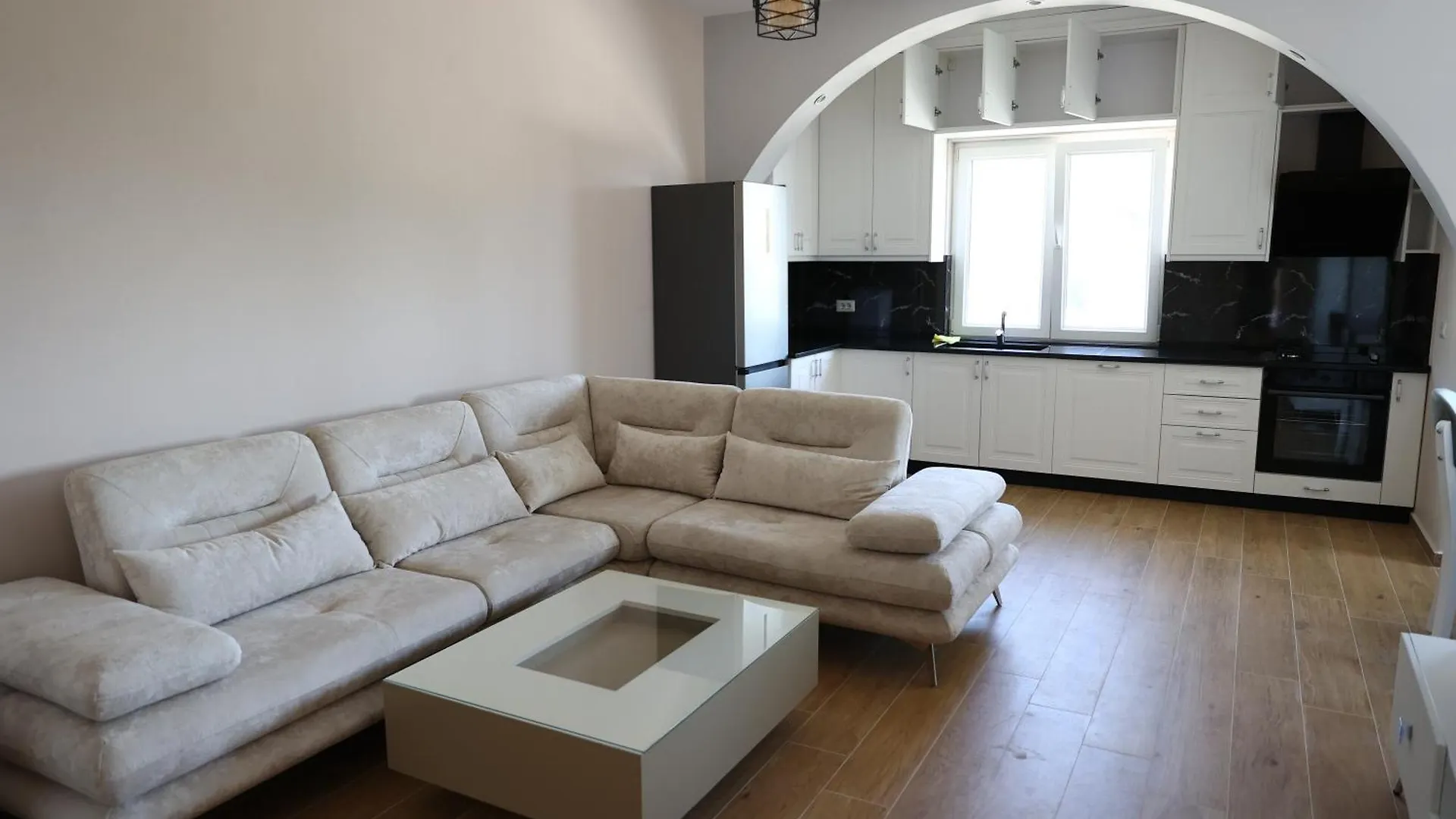 Luxury Villa 2 Km From The Sea Durres