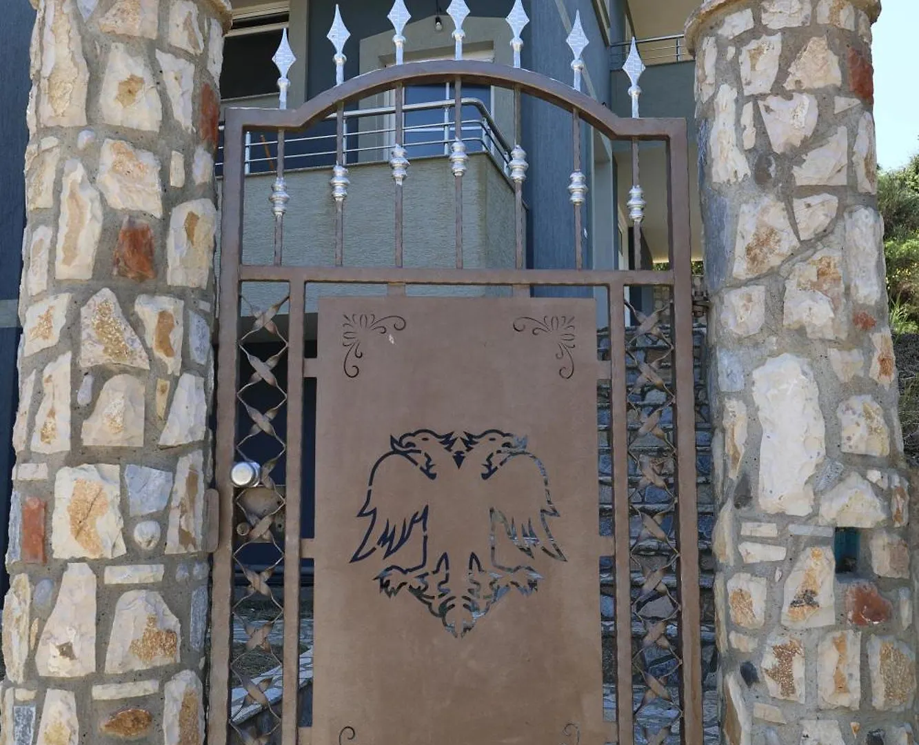 Luxury Villa 2 Km From The Sea Durres
